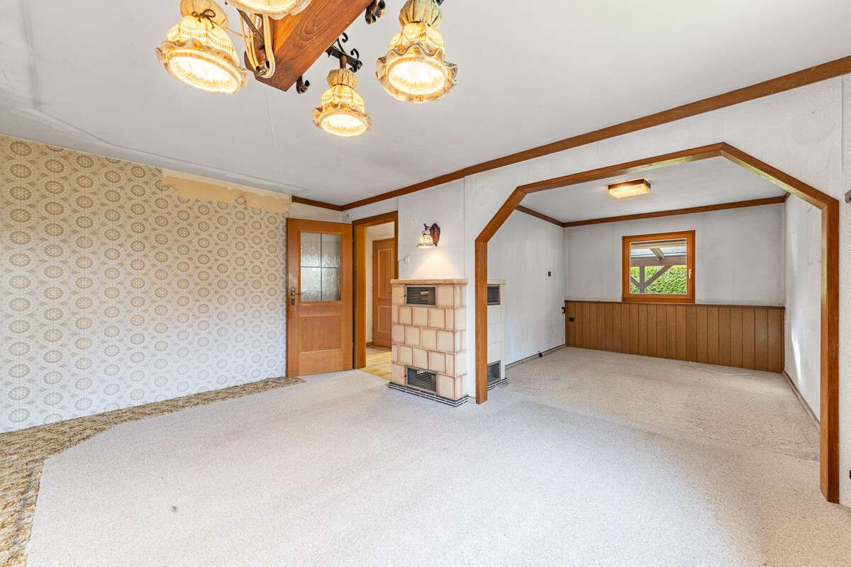 Immobilie in Tutzing - Einfamilienhaus mit großem Grundstück
& viel Raum für neue Ideen - Bild 2