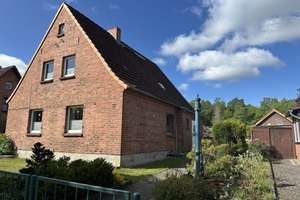 Wohnen, wo andere Urlaub machen – Einfamilienhaus in zentraler Feldberger Lage – Alter Landweg 27, 17258 Feldberger Seenlandschaft – Vorschaubild 3