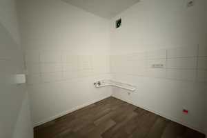 Zuhause für Groß & Klein – 4 Zimmer voller Möglichkeiten – Straße Usti nad Labem 213, 9119 Chemnitz – Vorschaubild 4