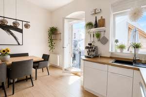 Altbau trifft Moderne – ruhige Stadtwohnung mit Balkon – Die vollständige Adresse der Immobilie erhältst du vom Anbieter., 69115 Weststadt, Heidelberg – Vorschaubild 7