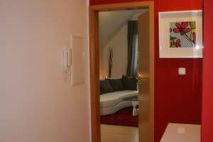 Möblierte 2-Zimmer-Dachgeschosswohnung in München Solln – Die vollständige Adresse der Immobilie erhältst du vom Anbieter., 81477 Obersendling, München – Vorschaubild 18