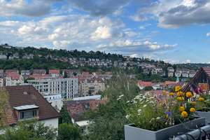 Stuttgart-West: 3-Zimmer-Wohnung in traumhafter Aussichtslage mit 2 Balkonenalkon