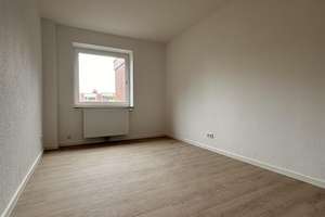 Sanierte 3,5 Zimmer Wohnung - WG geeignet - teilklimatisiert - Oldenburg Bloherfelde – Die vollständige Adresse der Immobilie erhältst du vom Anbieter., 26129 Bloherfelde, Oldenburg (Oldenburg) – Vorschaubild 2