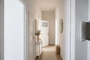Bezugsfreie 2-Zimmerwohnung 
mit Balkon in begehrter 
Prenzlauer Berg Lage – Die vollständige Adresse der Immobilie erhältst du vom Anbieter., 10439 Prenzlauer Berg, Berlin – Vorschaubild 6