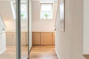 Kiel Holtenau - bezugsfreies Architektenhaus in gefragter Lage nahe Nord-Ostseekanal – Die vollständige Adresse der Immobilie erhältst du vom Anbieter., 24159 Holtenau, Kiel – Vorschaubild 15