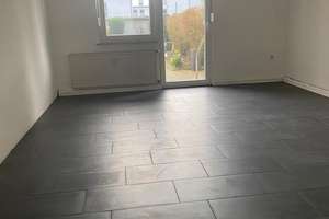Schöne 3,5 Zimmer Erdgeschoss Wohnung in Gelsenkirchen Buer mit Terrasse,  Garten, – Dorstener Straße 33, 45894 Buer, Gelsenkirchen – Vorschaubild 2