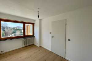 Erstbezug nach Sanierung: freundliches 6-Zimmer-Haus mit EBK in LE-Stetten – Esslingen (Kreis) – Vorschaubild 8