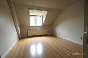 Charmante Altbau - Dachgeschosswohnung in Wiesbaden zu vermieten.