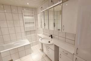 Geräumige 3-Zimmer-Wohnung mit Balkon im 9. OG - Sindelfingen – Die vollständige Adresse der Immobilie erhältst du vom Anbieter., 71067 Sindelfingen – Vorschaubild 12
