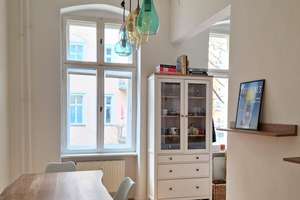 Direktverkauf: Helle 2-Zimmer-Altbauwohnung in der Fehrbelliner Straße - Umbau zu 3 Zimmern möglich – Die vollständige Adresse der Immobilie erhältst du vom Anbieter., 10119 Mitte (Ortsteil), Berlin – Vorschaubild 3