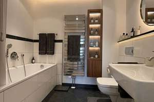 Barrierefreie Wohnung in Köln-Worringen in hist. Hofanlage! Terr., Pk, Wa-Bad m. Dusche,  Stellpl. – St-Tönnis-Straße 40e, 50769 Worringen, Köln – Vorschaubild 6