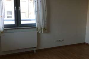 DUISBURG-DELLVIERTEL 4-Zimmer-Wohnung mit großer Dachterrasse – Grünstr. 42, 47051 Dellviertel, Duisburg – Vorschaubild 6
