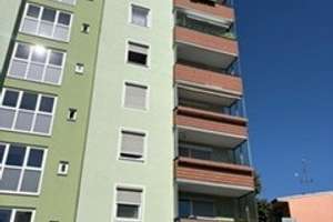 ***3-Zimmer-Wohnung mit Balkon in Augsburg-Pfersee
