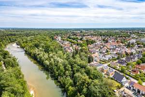 Exklusives KfW-55- Einfamilienhaus am Isar-Hochufer in Ismaning