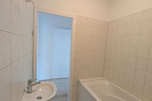 Wohnung, ideal zur Renovierung – Gestalten Sie Ihr neues Zuhause nach Ihren Wünschen+1Monat mietfrei – Die vollständige Adresse der Immobilie erhältst du vom Anbieter., 47053 Hochfeld, Duisburg – Vorschaubild 5