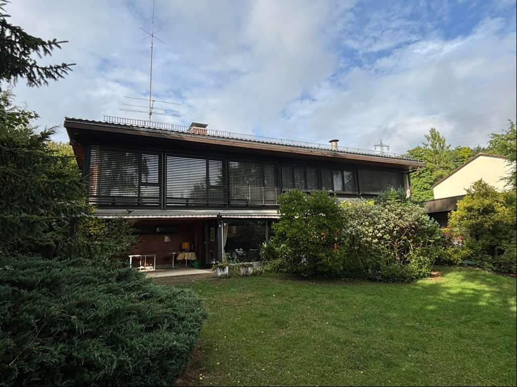 Repräsentative Immobilie in sehr guter Lage