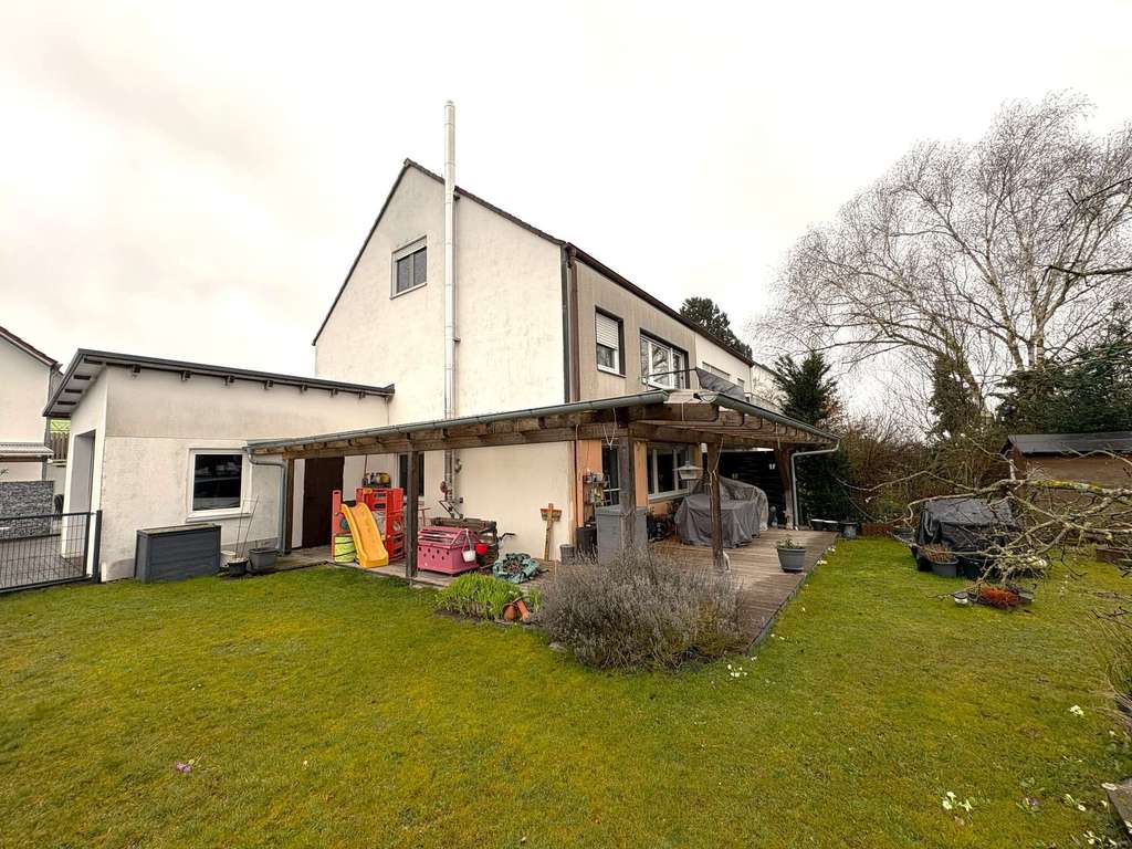 Immobilie in Holzheim - Doppelhaushälfte mit Garten und Terasse - Bild 3