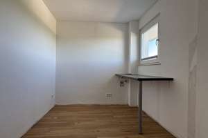 Hoch oben - Mit herrlichem Blick !
Hagen-Emst

 – Die vollständige Adresse der Immobilie erhältst du vom Anbieter., 58093 Emst, Hagen – Vorschaubild 11
