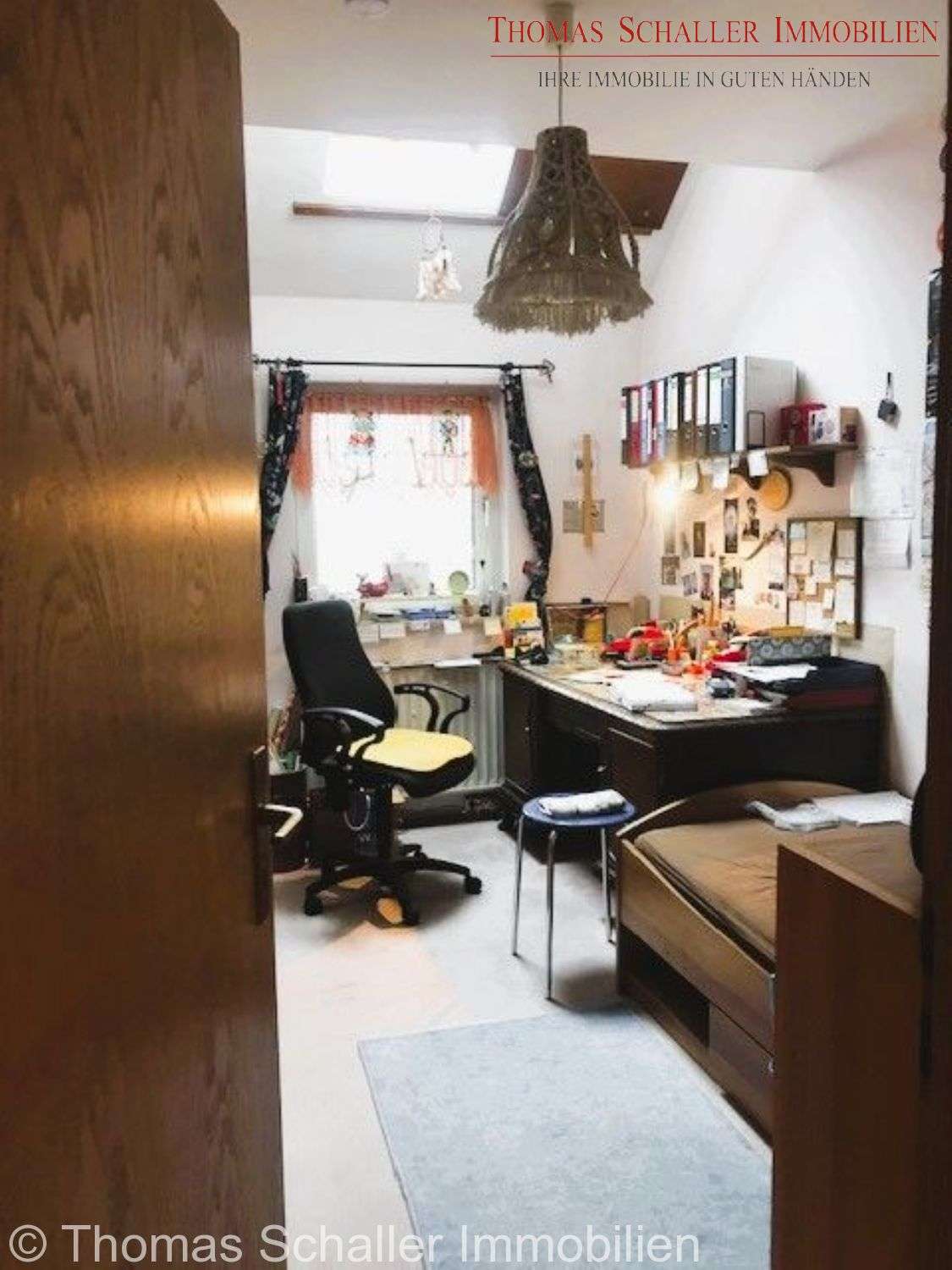 Immobilie in Burgthann - Attraktive 4-Zimmer-Wohnung mit Loggia und 2 Tiefgaragenstellplätzen in Burgthann - Bild 4