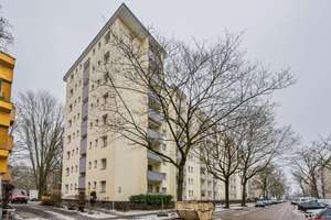 Bezugsfreie 2-Zimmerwohnung mit Balkon nahe Tiergarten