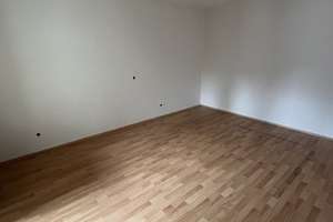 2-Zimmer-Wohnung mit Balkon für Zwei-Personen-Haushalt in Essen-Altenessen – WBS erforderlich – Palmbuschweg 130, 45326 Altenessen-Süd, Essen – Vorschaubild 3