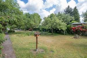 Idyllische Doppelhaushälfte mit großem Garten und Pool – 13053 Alt-Hohenschönhausen, Berlin – Vorschaubild 12