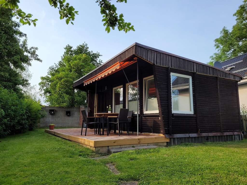 Immobilie in Bastorf - 2 Zimmer Bungalow mit Grundstück am Haff und Ostsee - Bild 1