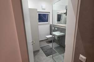 Möblierte Wohnung mit Stellplatz in München – Bodenseestraße 293, 81249 Aubing-Süd, München – Vorschaubild 6