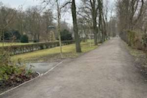 Großzügige Dachgeschosswohnung am Bäkepark – Bäkestr. 16, 12207 Lichterfelde, Berlin – Vorschaubild 7