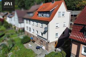 Gut vermietetes 3-Familien-Haus in ruhiger Wohnlage
Für Kapitalanleger bestens geeignet. – Die vollständige Adresse der Immobilie erhältst du vom Anbieter., 95326 Mistelgau – Vorschaubild 1