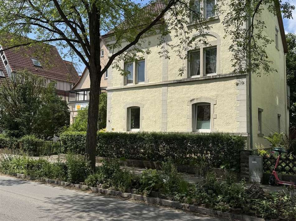 Hausansicht aus anderem