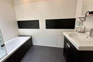 Exklusive 3-Zimmer-Wohnung mit großzügigem Raumgefühl und Potenzial zum Ausbau einer Dachterrasse – 70178 Rotebühl, Stuttgart – Vorschaubild 11