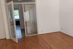 Bestlage Bockum !  3 Zimmer Erdgeschosswohnung mit großer Terrasse in Stadtwaldnähe. Provisionsfrei  – Rott 219, 47800 Bockum, Krefeld – Vorschaubild 3