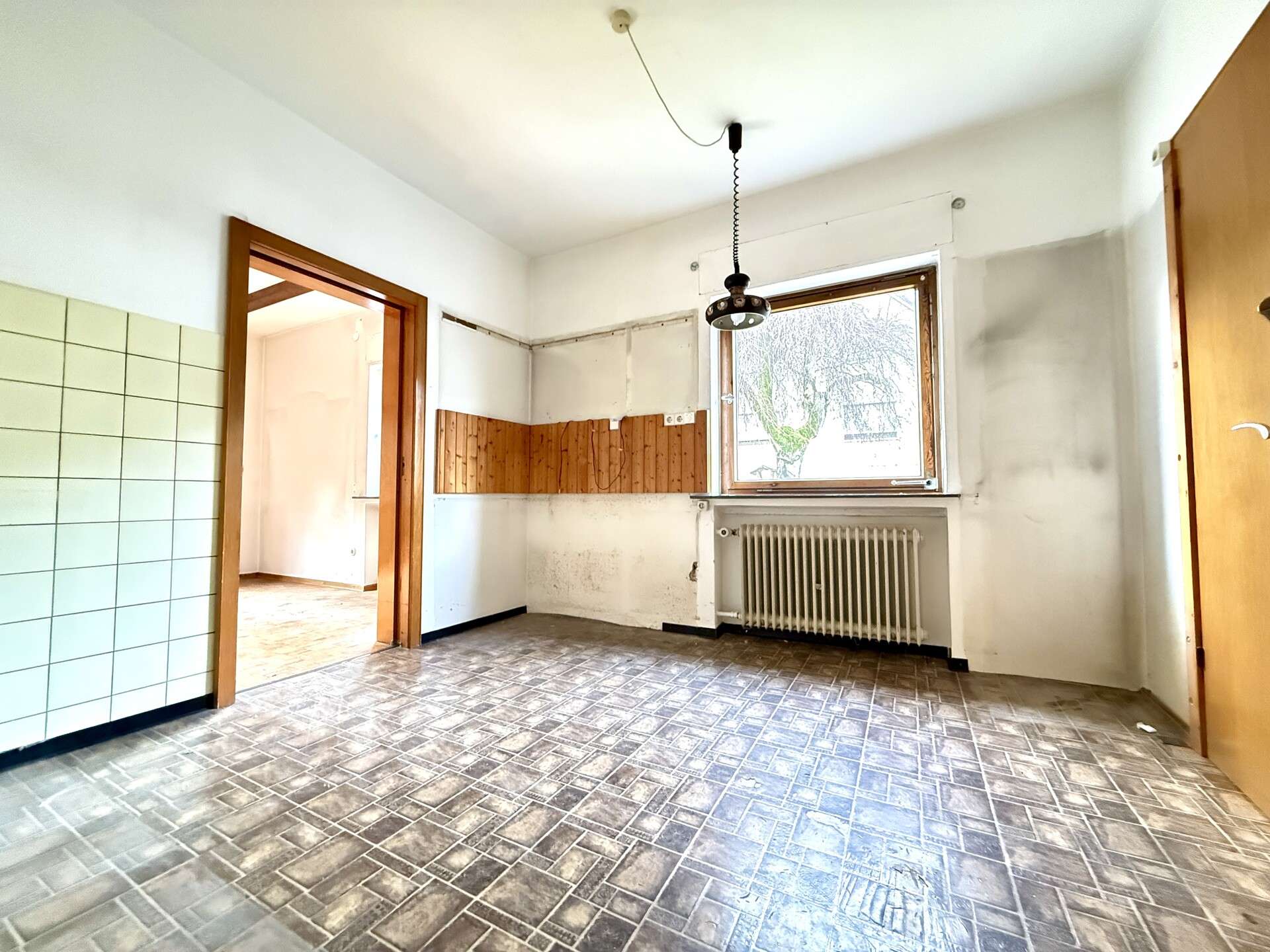 Immobilie in Daaden - Einfamilienhaus zum Verwirklichen in familienfreundlicher Umgebung! - Bild 5