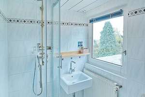 So ein Haus gibt es nicht oft! Ein- Zweifamilienhaus mit kleinem Bungalow in der beliebten Südstadt! – Die vollständige Adresse der Immobilie erhältst du vom Anbieter., 42659 Burg/Höhscheid, Solingen – Vorschaubild 13