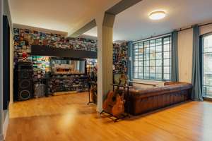 Property thumbnail 2