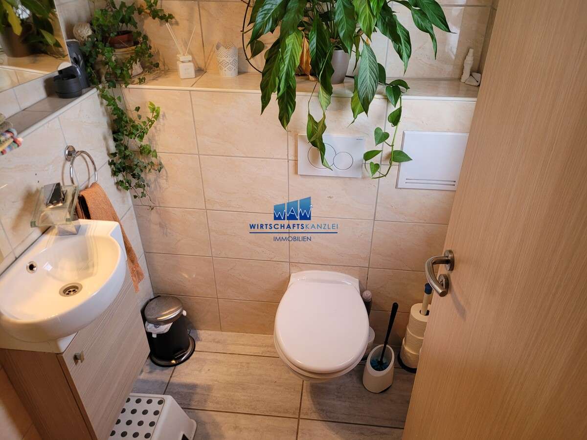 Immobilie in Mühlhausen im Täle - Freistehendes Einfamilienhaus mit großen Garten und Terrasse - Bild 3