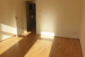 **Hochwertig sanierte 2-Raum Wohnung mit Balkon, EBK u. Aufzug! WE08** – Körnerstraße 17, 9130 Sonnenberg, Chemnitz – Vorschaubild 12