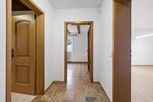 Großzügiges Einfamilienhaus mit Einliegerwohnung in beliebter Lage – Die vollständige Adresse der Immobilie erhältst du vom Anbieter., 72458 Albstadt – Vorschaubild 13