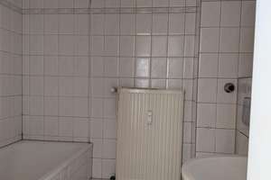 Gemütliche 2-Zimmer-Wohnung mit offener Küche in Krefeld – Petersstraße 63, 47998 Stadtmitte, Krefeld – Vorschaubild 7