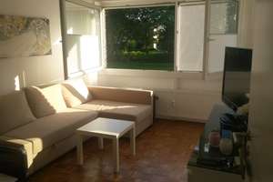 Nur für Berufspendler | Möblierte schöne 1-Zimmer-Hochparterre-Wohnung in Krefeld  – Breitendyk 39, 47803 Inrath/Kliedbruch, Krefeld – Vorschaubild 2