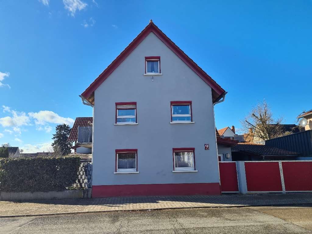 Immobilie in Insheim - Großes und helles Zweifamilienhaus / Grundstück nach "WEG" geteilt - Bild 3