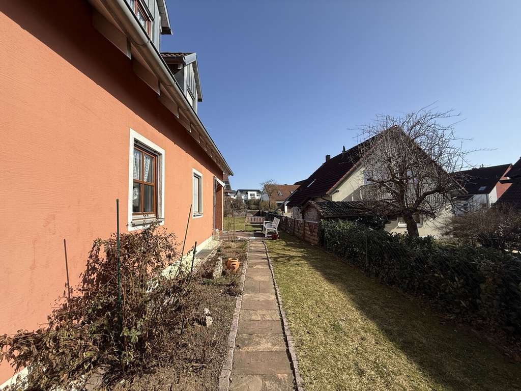 Immobilie in Beratzhausen - Die Gelegenheit - Großzügiges Einfamilienhaus - Aktuell Kapitalanlage, zeitnah frei! - Bild 3