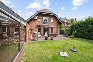 Freistehendes Einfamilienhaus mit Wintergarten, Kamin, Klimaanlage & großem Garten – Lessingweg 20, 47239 Rumeln-Kaldenhausen, Duisburg – Vorschaubild 2