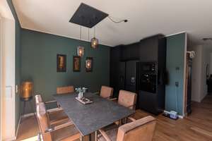 Einzigartiges Reihenhaus mit sonniger Dachterrasse – Stéphanie-Kuder-Str. 22, 30453 Limmer, Hannover – Vorschaubild 2