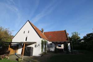 Freistehendes Kleinod mit Potential, Terrasse und Garten (800 m²) nur 7 Kilometer  vom Meer entfernt – Poststraße 68, 27639 Dorum – Vorschaubild 9