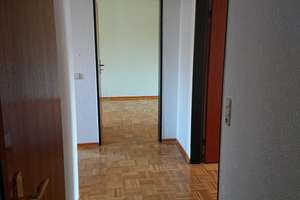Student:innen-Wohnung: Schöne, geräumige vier ZKB in Mainz-Finthen, nur für Studi-WG ! – Die vollständige Adresse der Immobilie erhältst du vom Anbieter., 55126 Finthen, Mainz – Vorschaubild 16