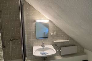 von privat: Reihenmittelhaus mit Garage in Schwaig – Die vollständige Adresse der Immobilie erhältst du vom Anbieter., 90571 Schwaig bei Nürnberg – Vorschaubild 19