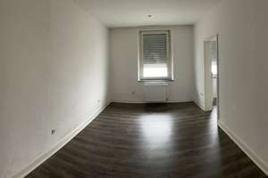 Attraktive und vollst. renovierte 3-Raum-EG-Wohnung mit geh. Innenausstattung mit EBK – Odenkirchener Strasse 307, 41236 Heyden, Mönchengladbach – Vorschaubild 7