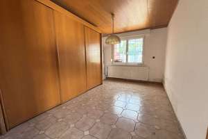 IHR WOHNPROJEKT MIT POTENZIAL – STADTHAUS MIT CHARAKTER UND PERSPEKTIVE IN ATTRAKTIVER RHEINLAGE – Die vollständige Adresse der Immobilie erhältst du vom Anbieter., 53227 Oberkassel, Bonn – Vorschaubild 9
